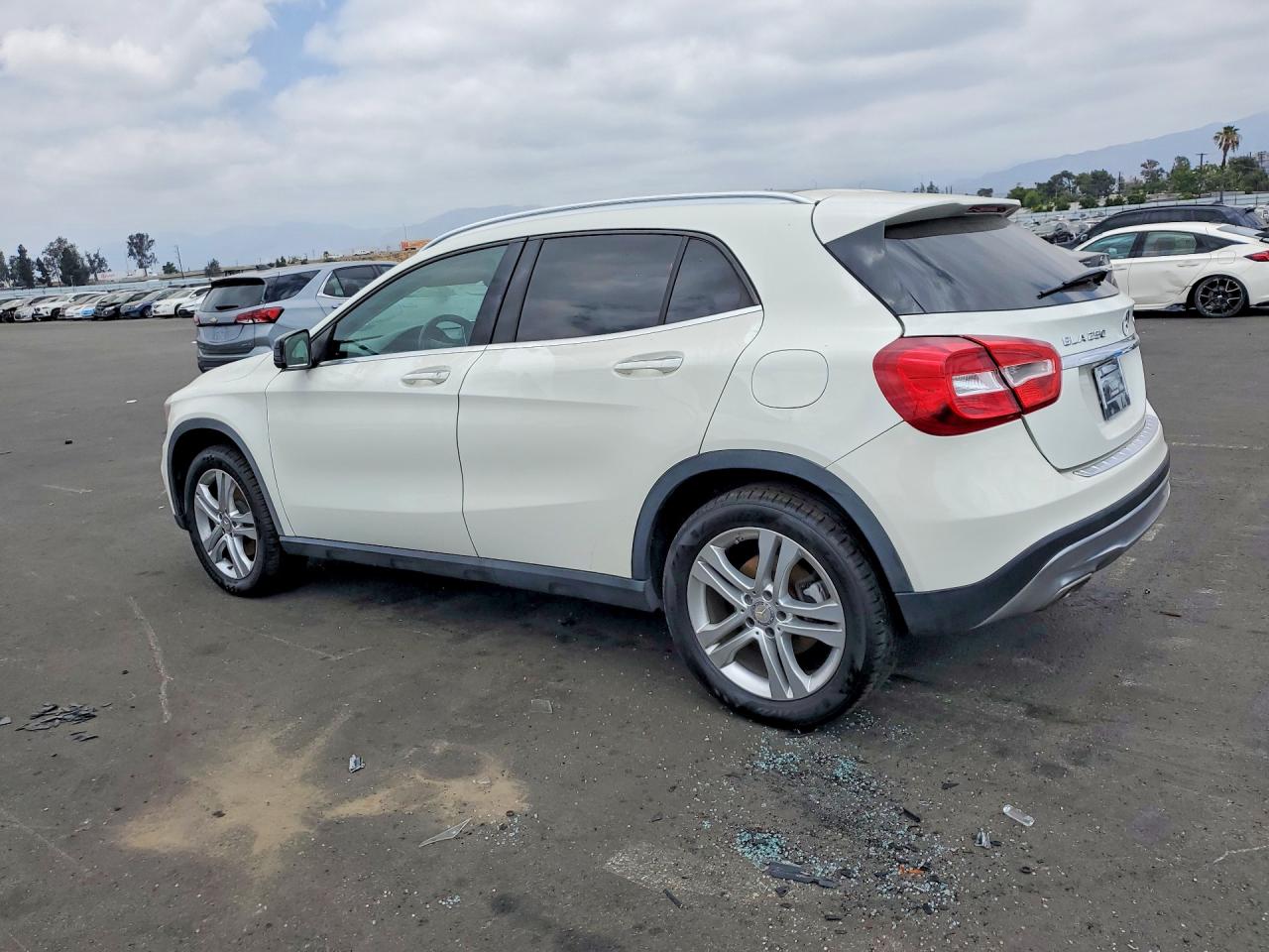 2016 MERCEDES-BENZ GLA-CLASS