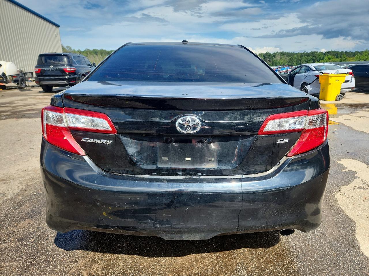 2014 TOYOTA CAMRY