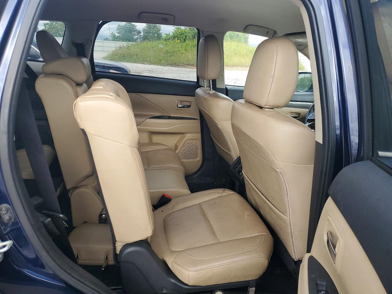 2020 MITSUBISHI OUTLANDER
