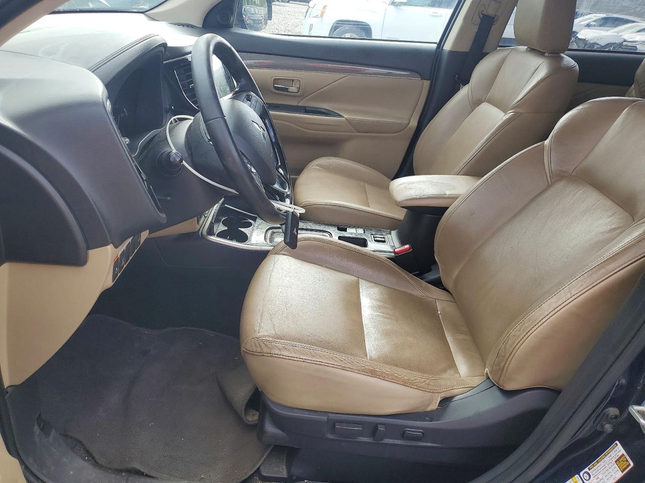 2020 MITSUBISHI OUTLANDER