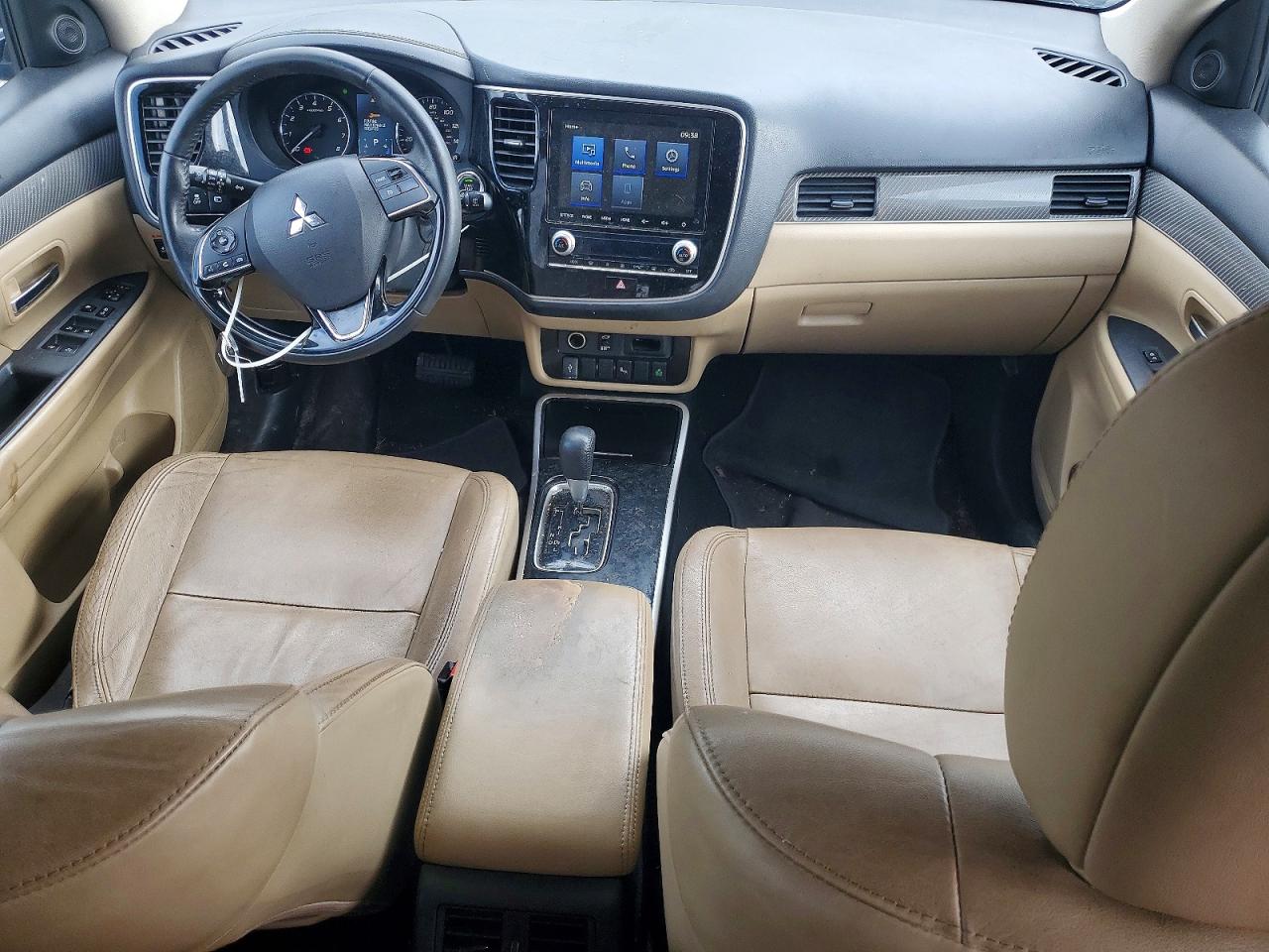2020 MITSUBISHI OUTLANDER