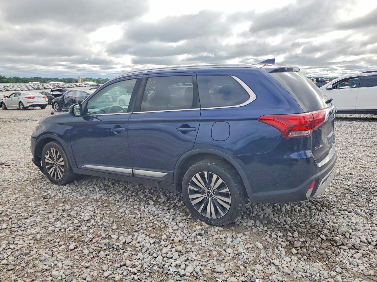 2020 MITSUBISHI OUTLANDER