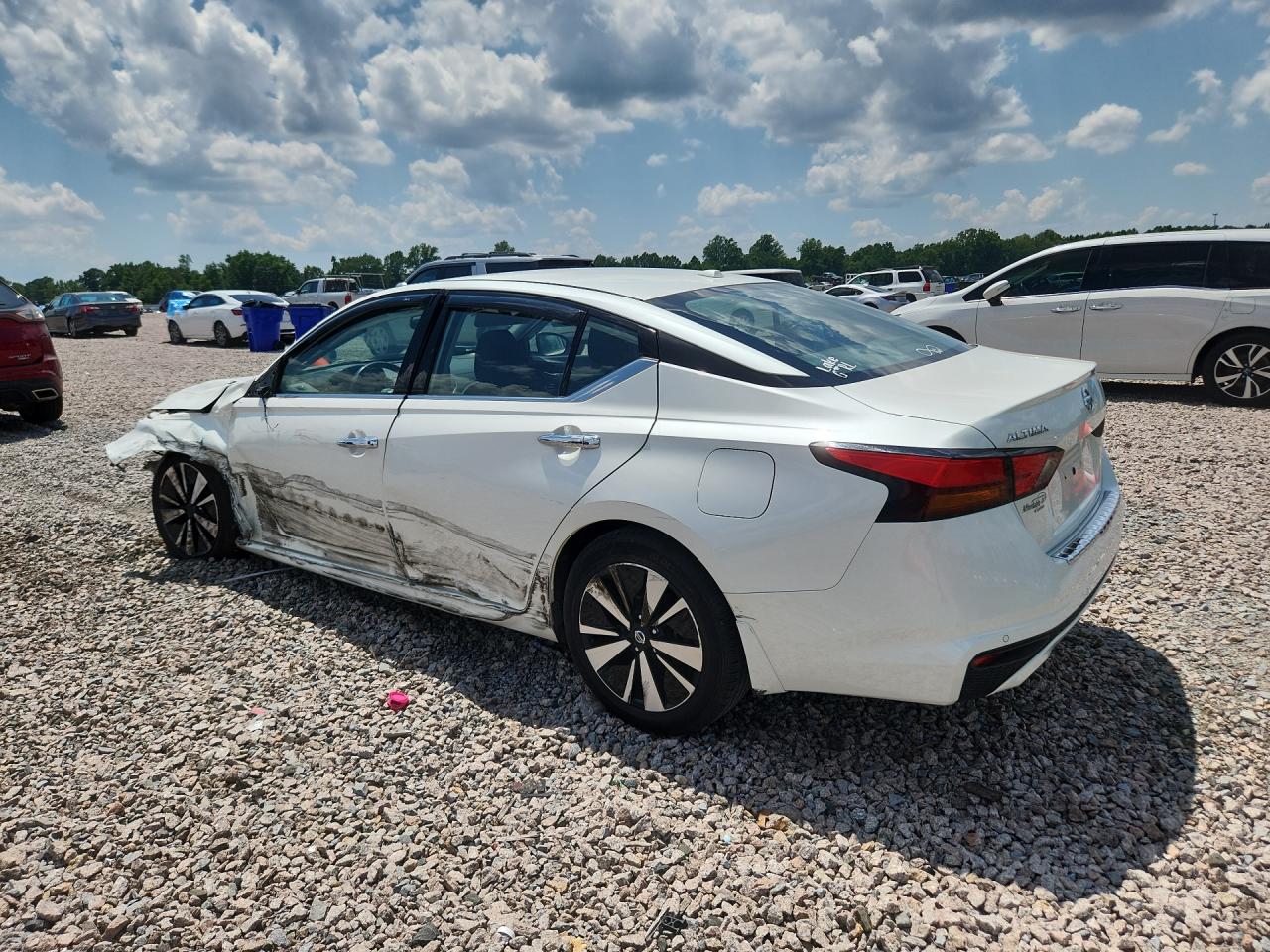 2019 NISSAN ALTIMA