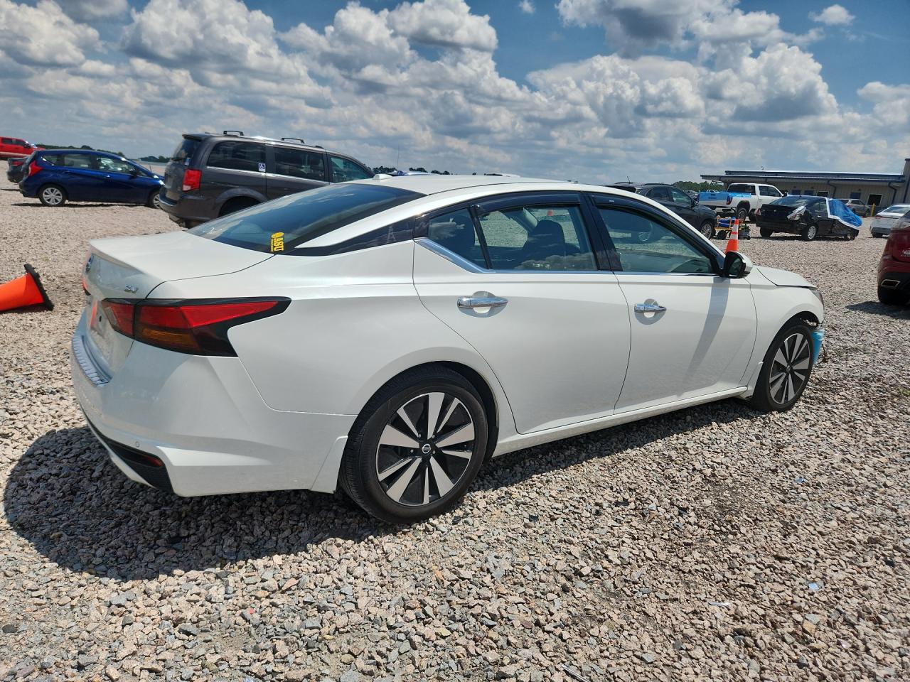 2019 NISSAN ALTIMA