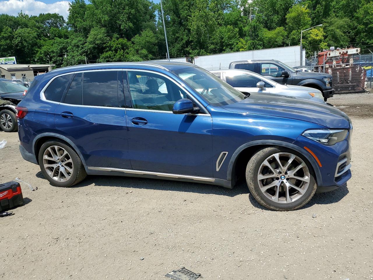 2022 BMW X5