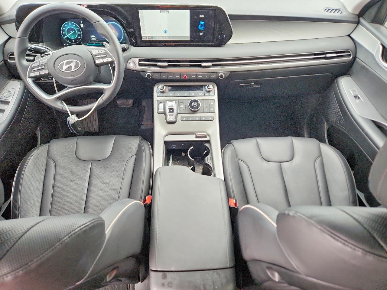 2025 HYUNDAI