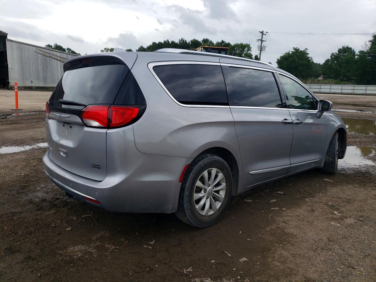 2018 CHRYSLER PACIFICA