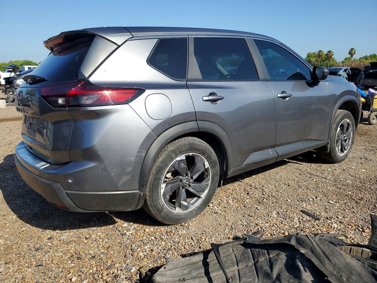 2025 NISSAN ROGUE