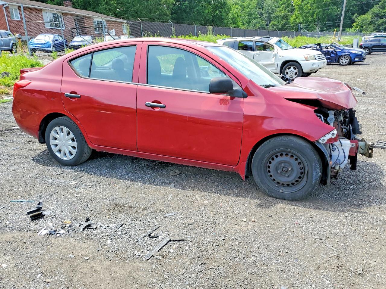 2014 NISSAN VERSA