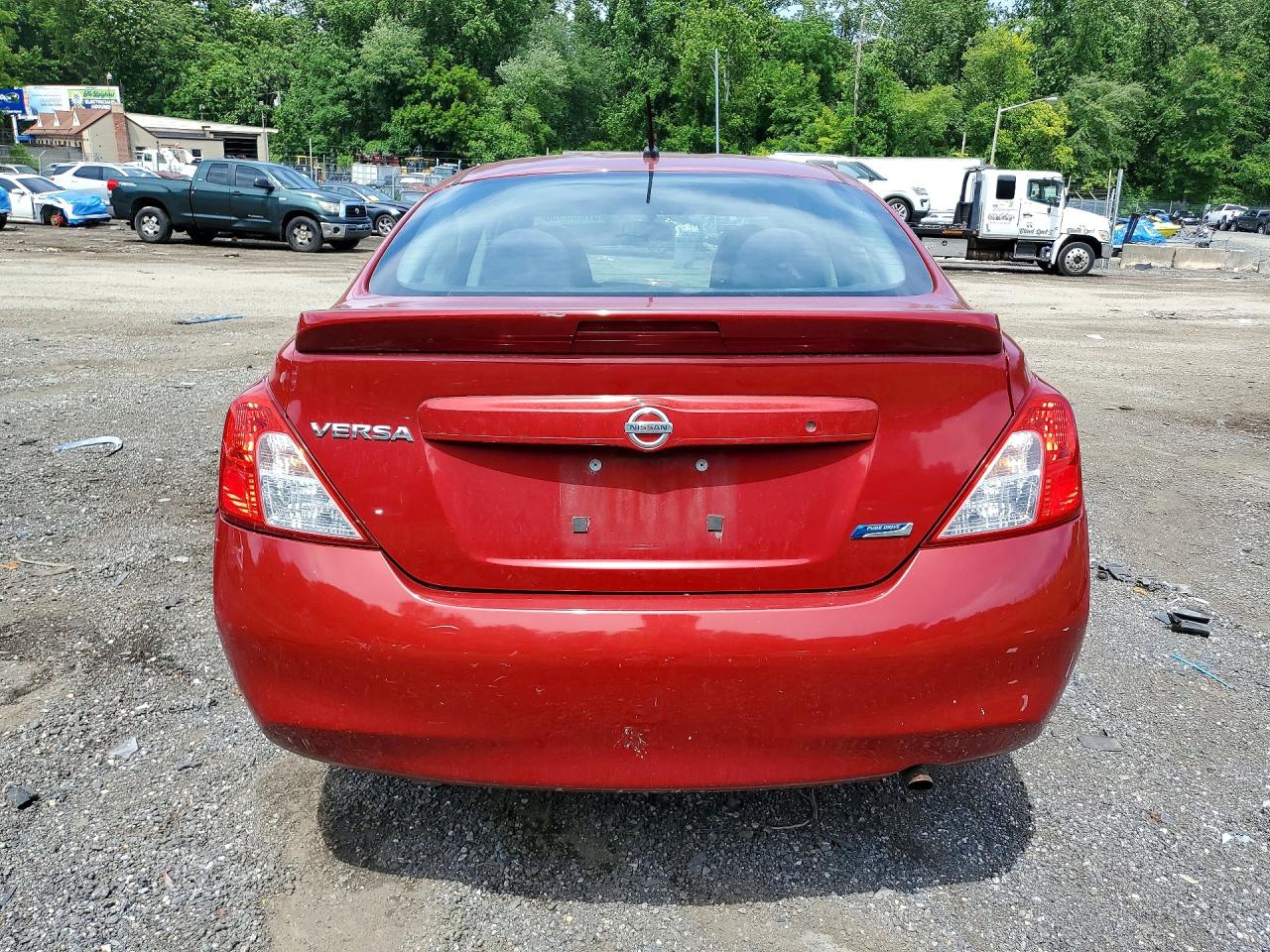 2014 NISSAN VERSA