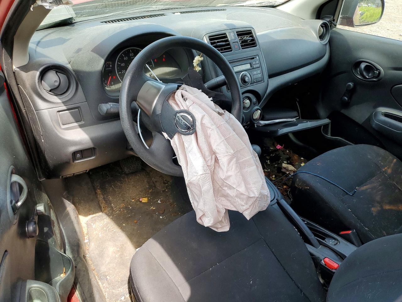 2014 NISSAN VERSA