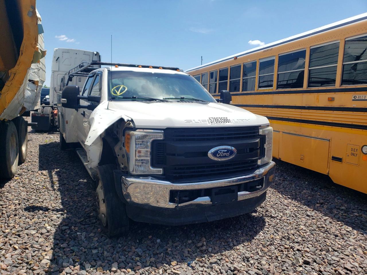 2017 FORD F550
