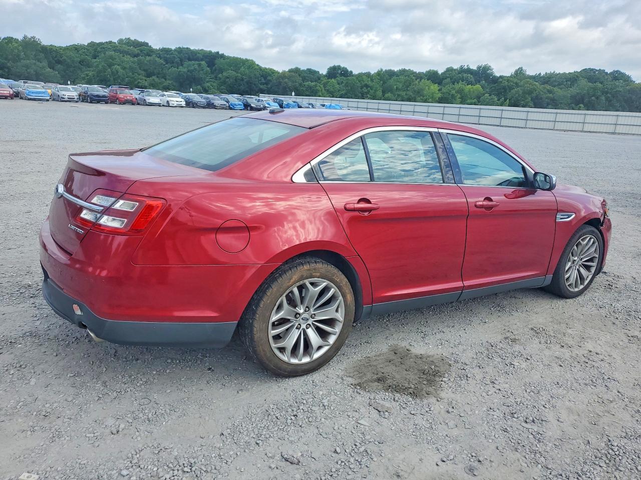 2015 FORD TAURUS