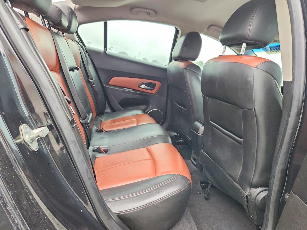 2011 CHEVROLET CRUZE