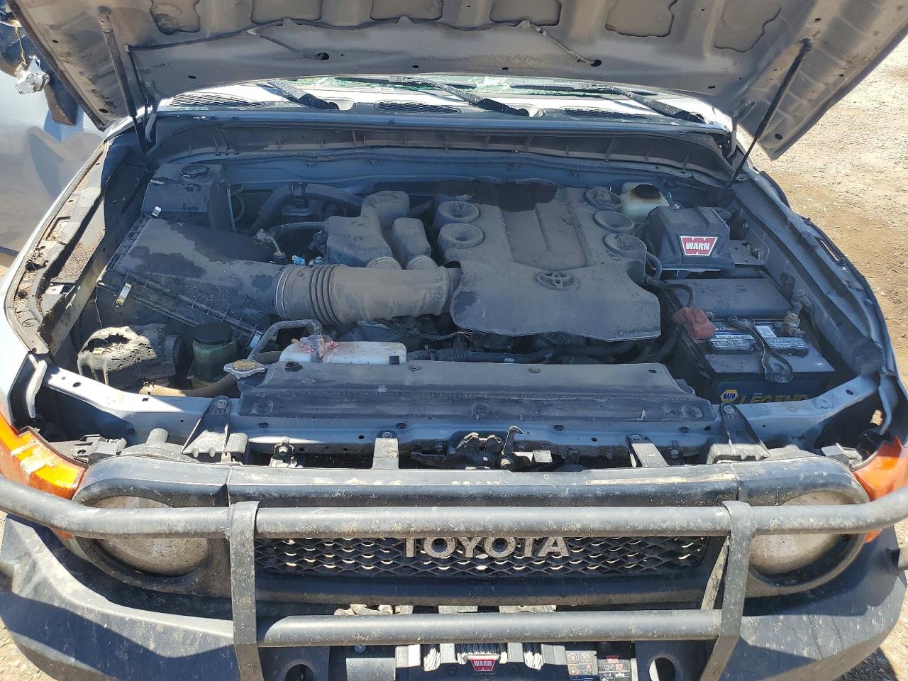 2013 TOYOTA FJ CRUISER