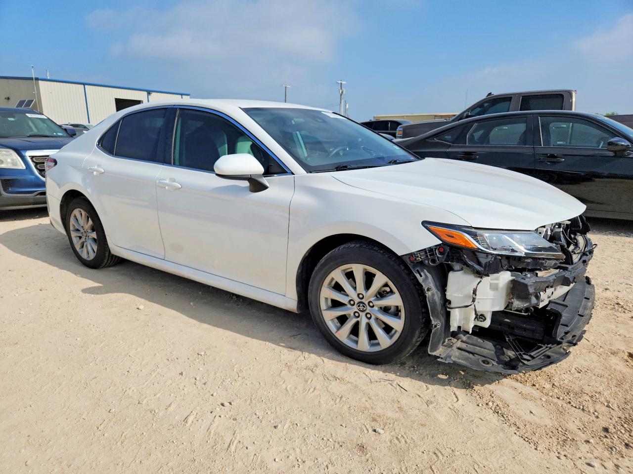 2020 TOYOTA CAMRY