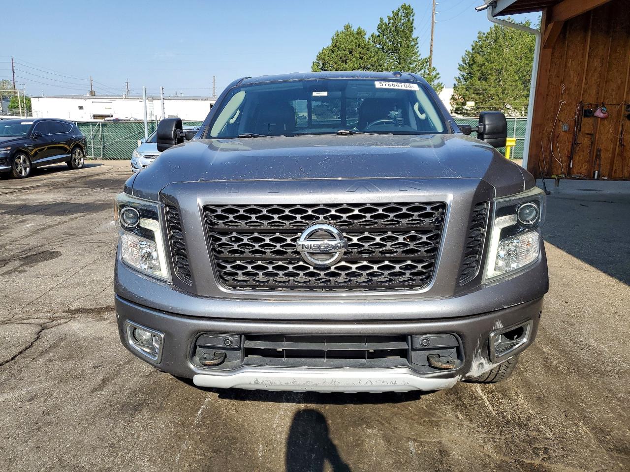 2018 NISSAN TITAN
