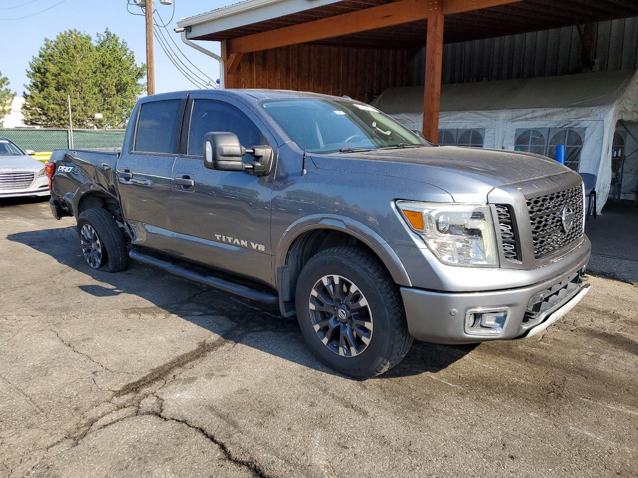 2018 NISSAN TITAN