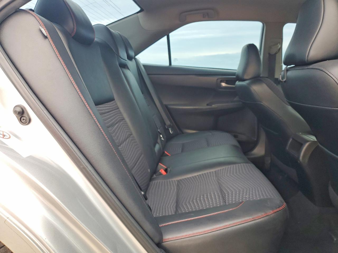 2015 TOYOTA CAMRY