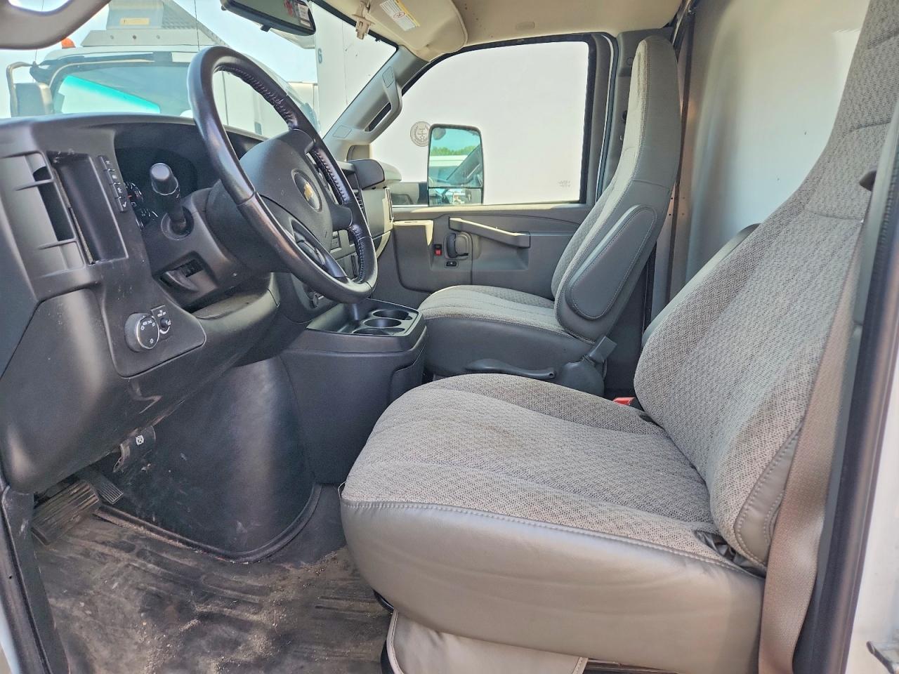 2023 CHEVROLET EXPRESS