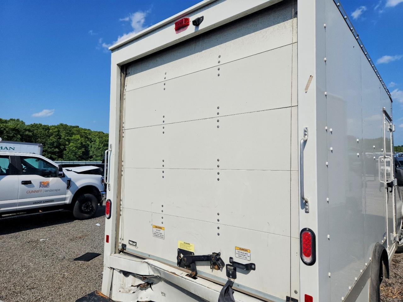 2023 CHEVROLET EXPRESS