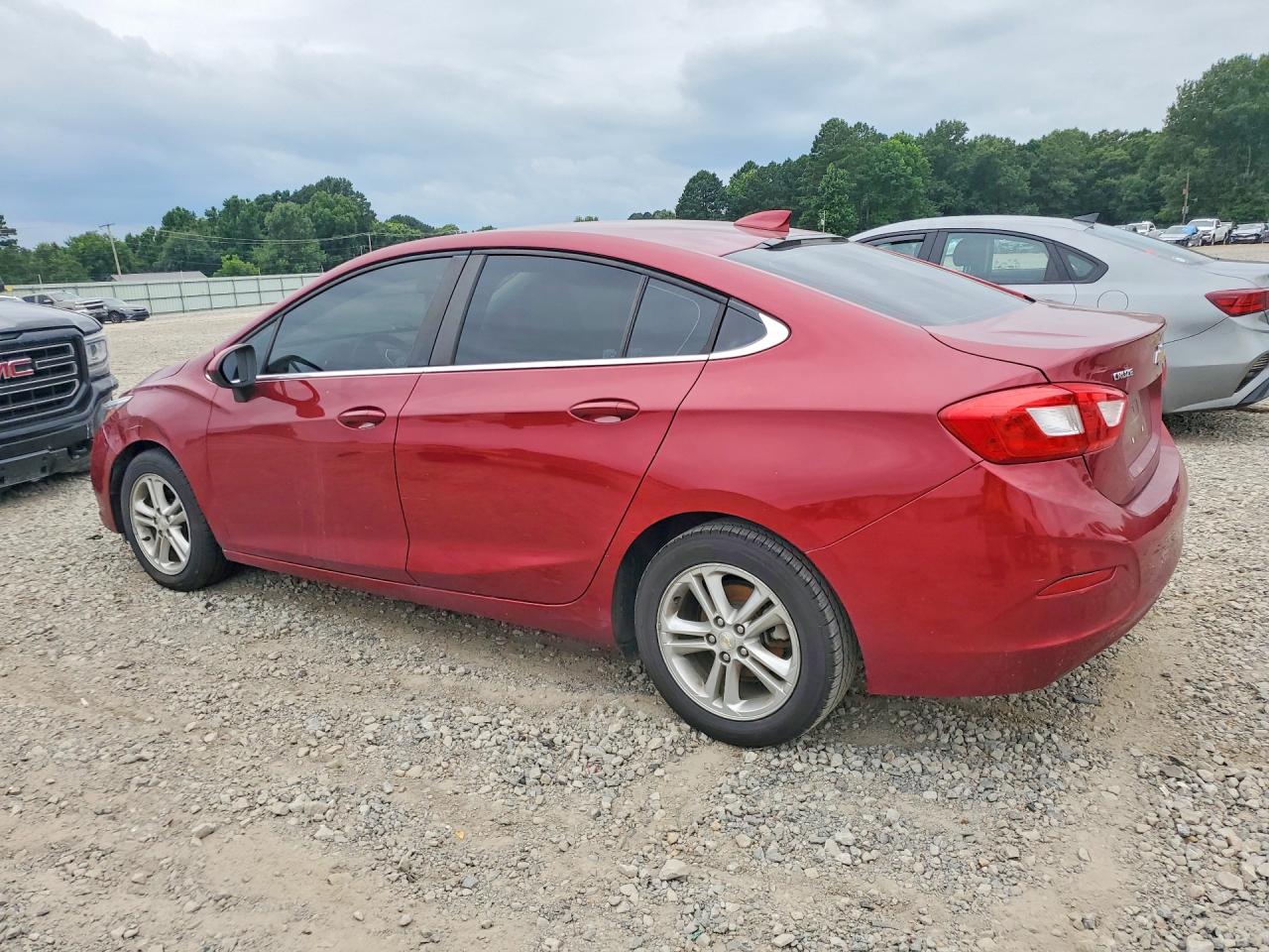 2017 CHEVROLET CRUZE