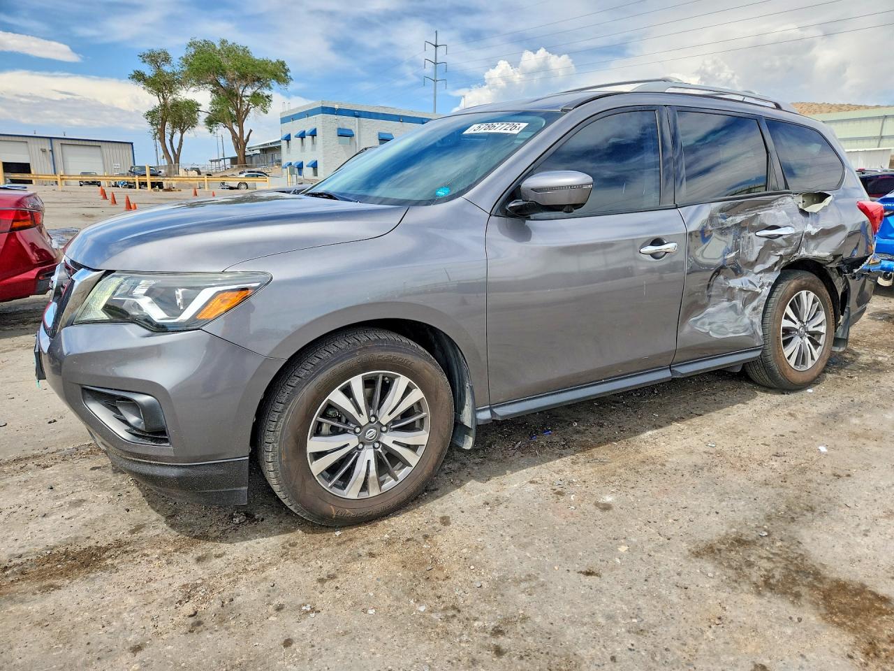 2017 NISSAN PATHFINDER