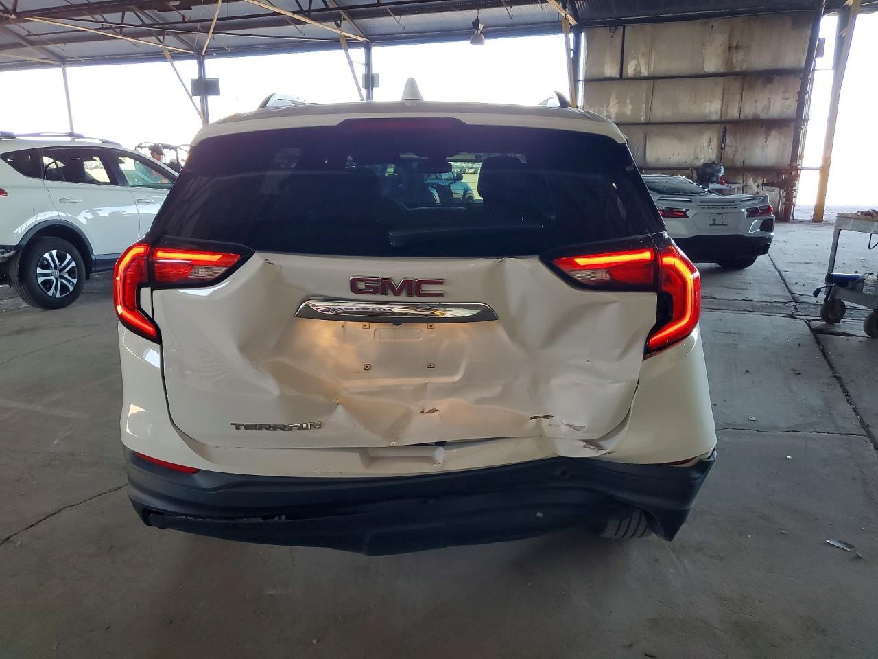 2021 GMC TERRAIN
