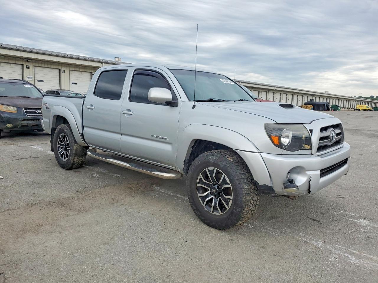 2009 TOYOTA TACOMA