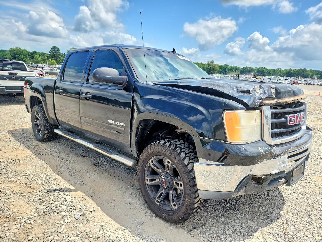 2011 GMC SIERRA