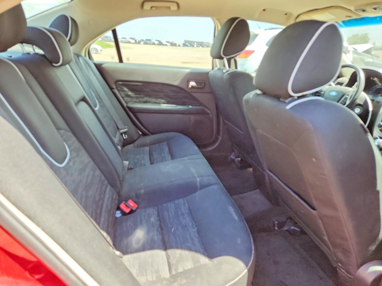 2011 FORD FUSION