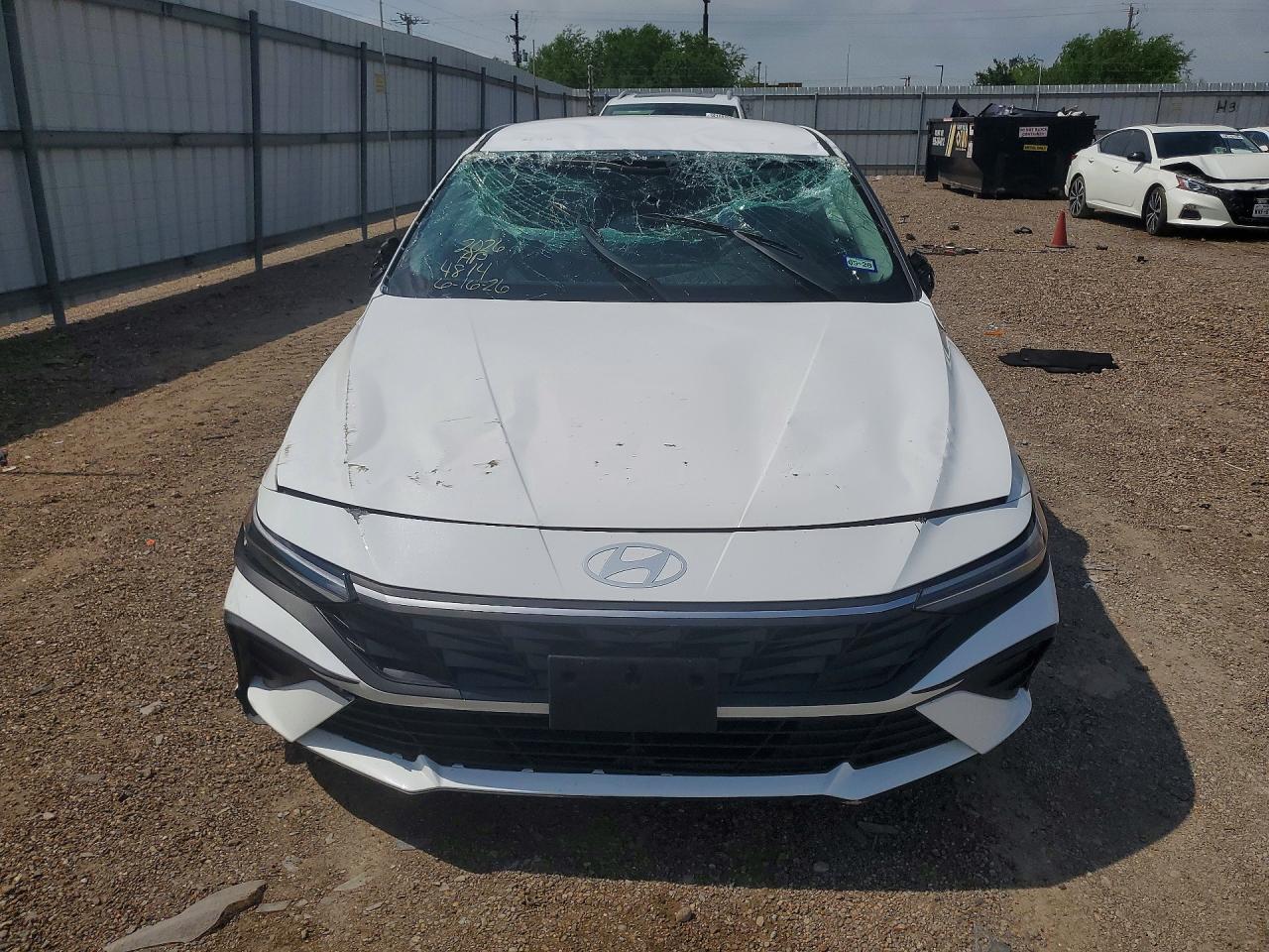 2026 HYUNDAI ELANTRA