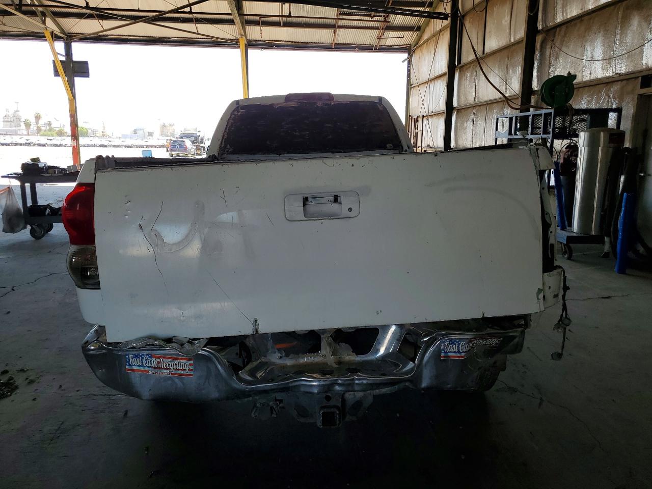 2008 TOYOTA TUNDRA