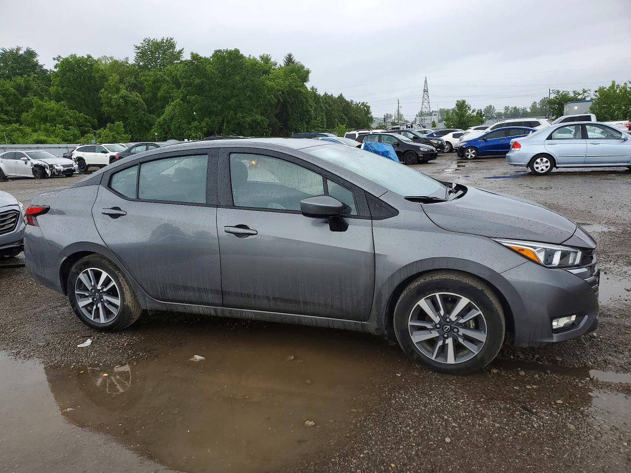 2024 NISSAN VERSA