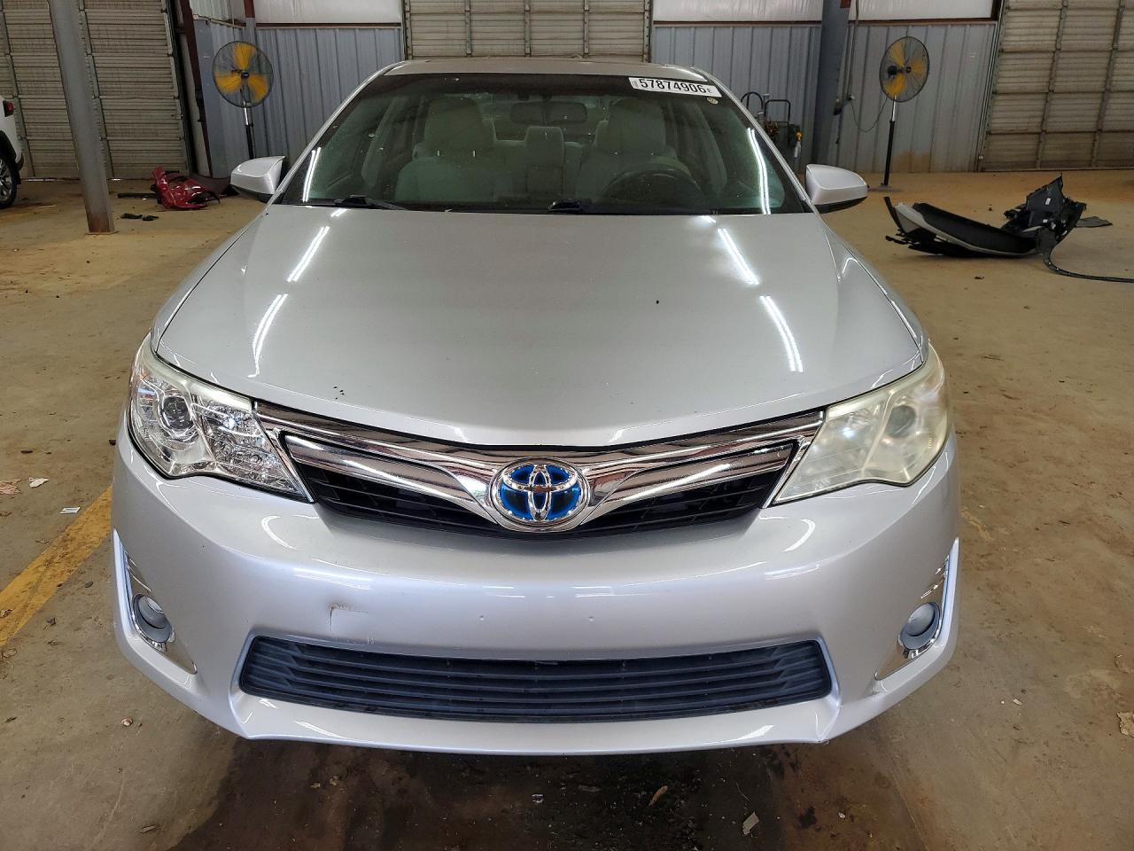 2013 TOYOTA CAMRY SOLA