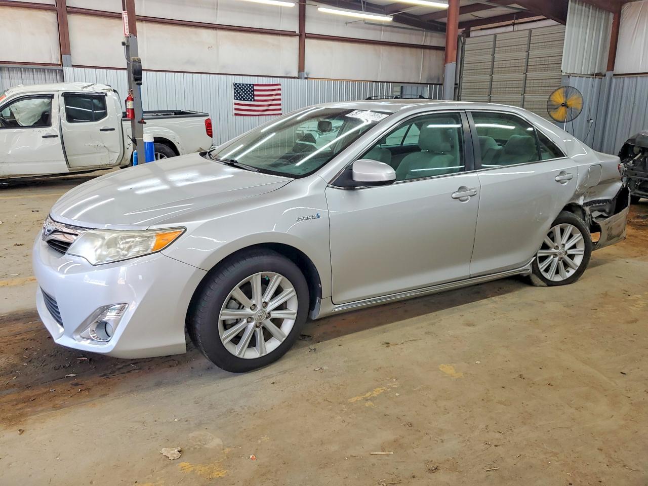 2013 TOYOTA CAMRY SOLA