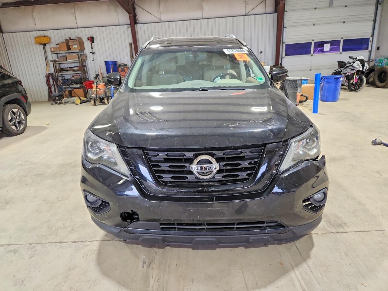 2017 NISSAN PATHFINDER