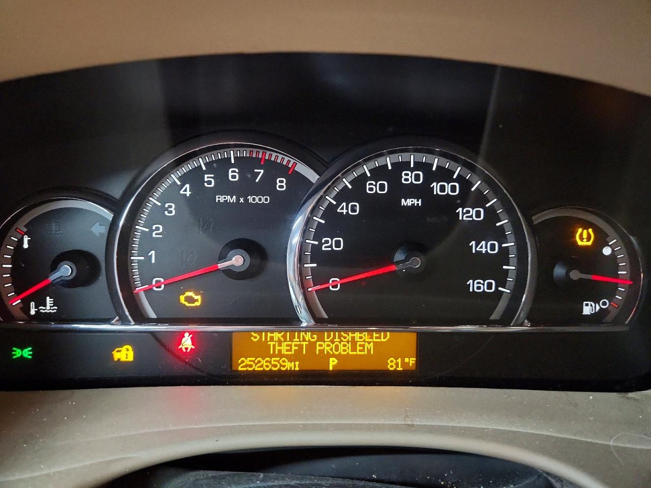 2011 CADILLAC STS