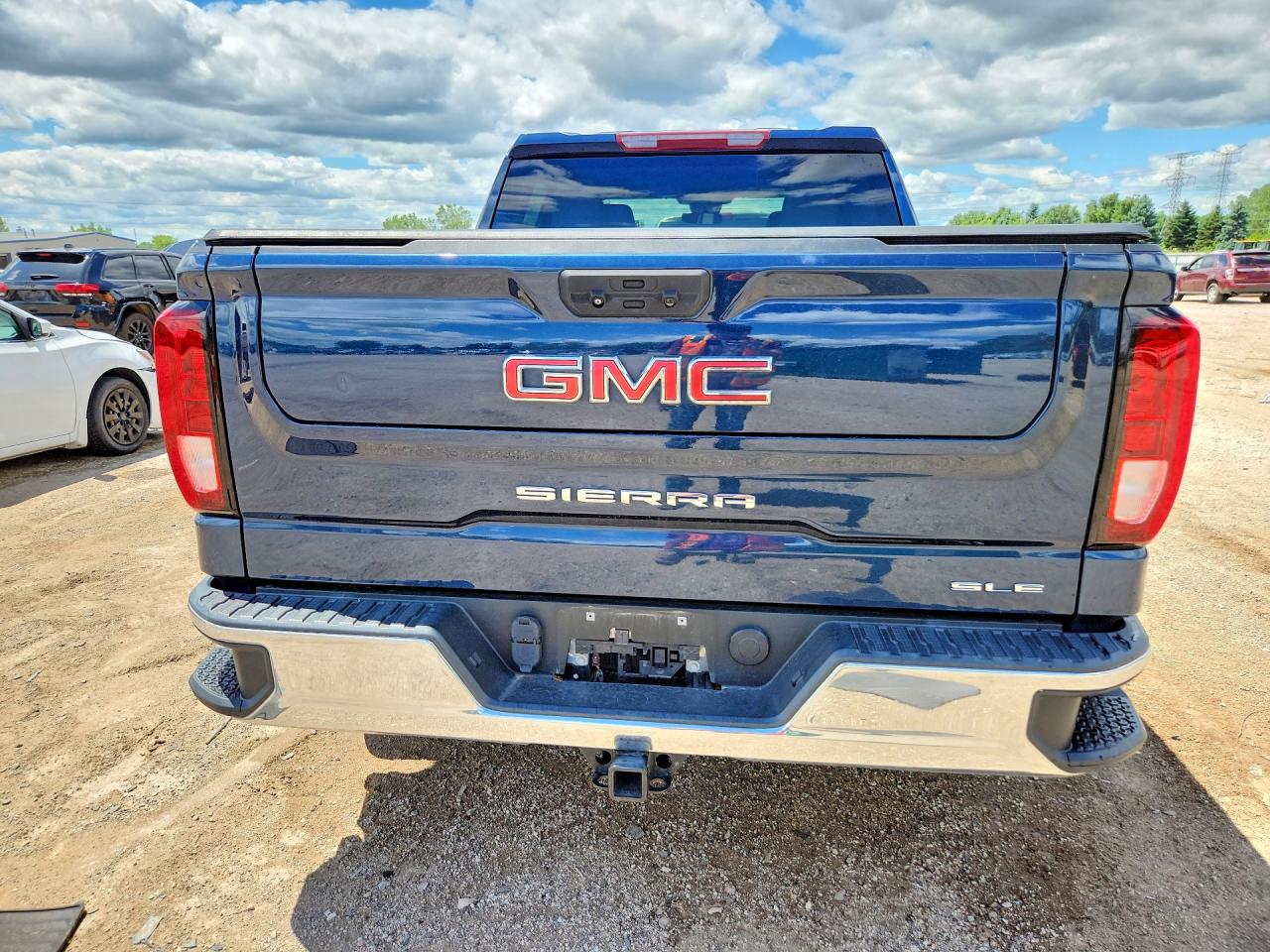 2022 GMC SIERRA