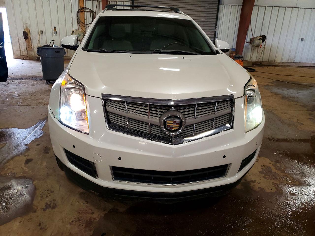 2010 CADILLAC SRX