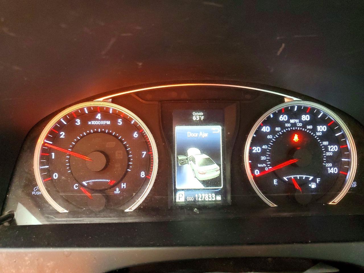 2016 TOYOTA CAMRY