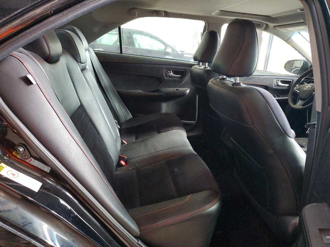 2016 TOYOTA CAMRY