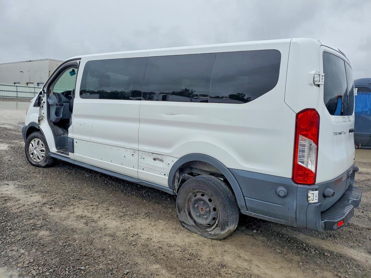 2015 FORD TRANSIT