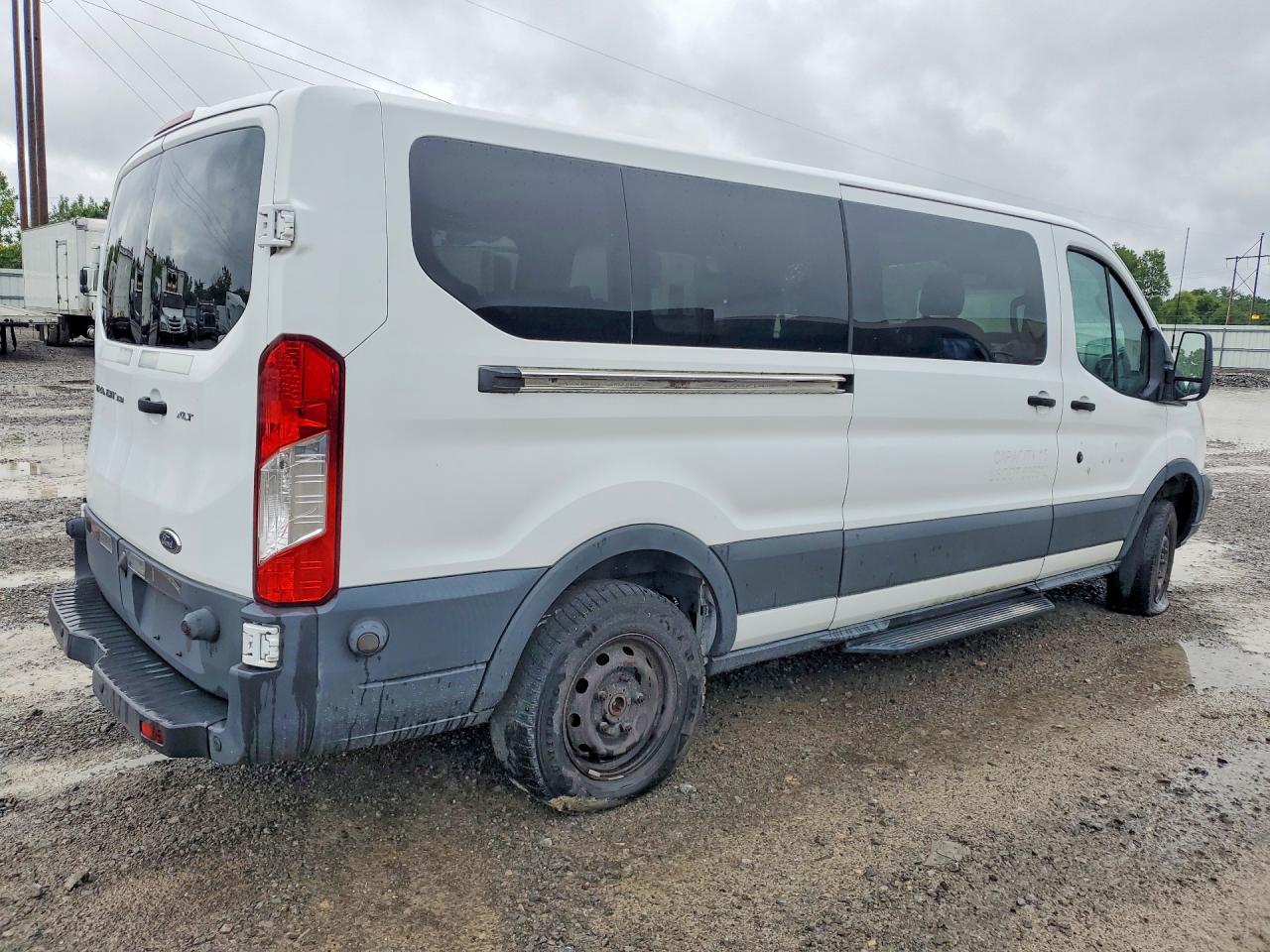 2015 FORD TRANSIT
