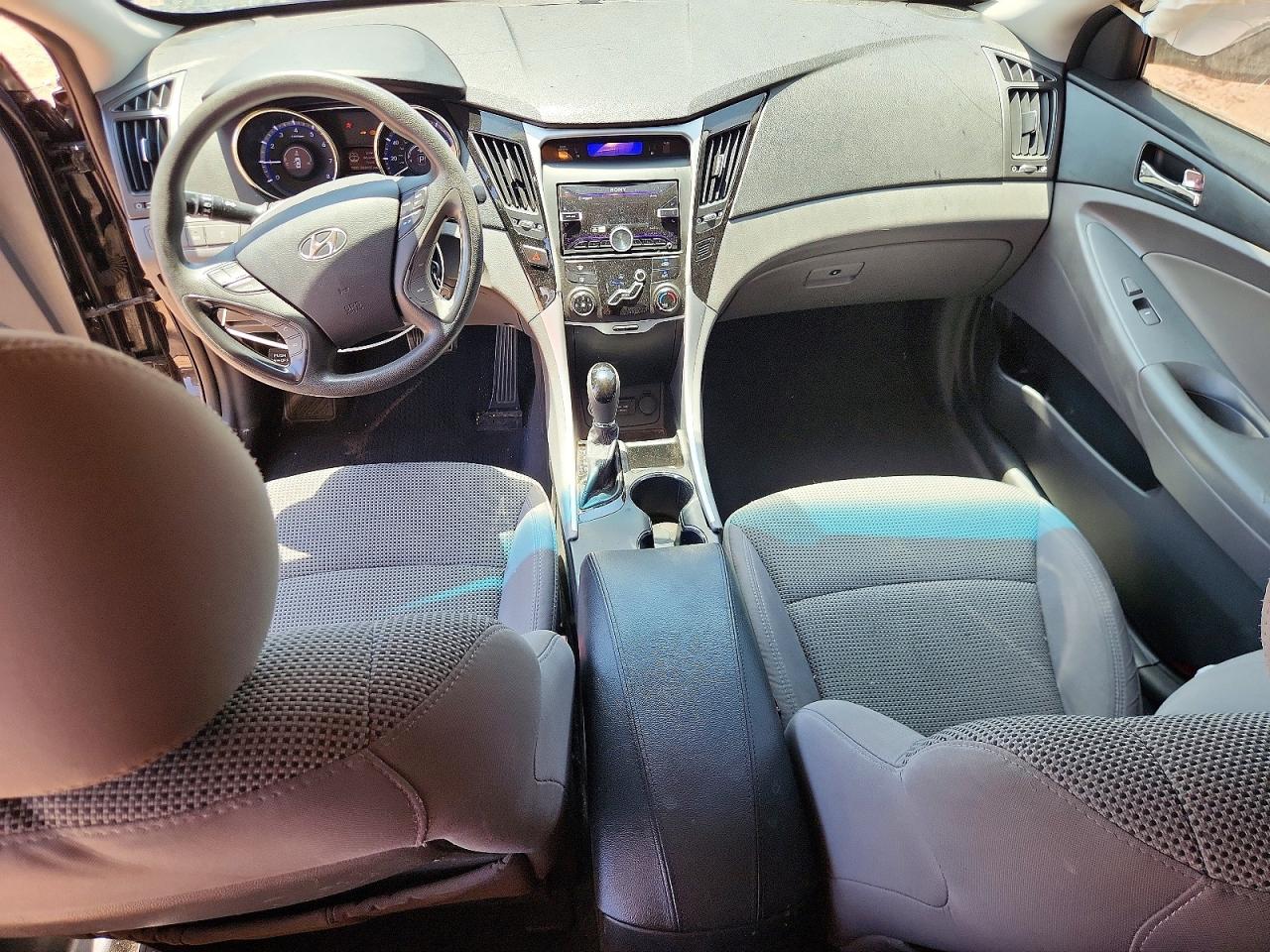 2011 HYUNDAI SONATA GLS
