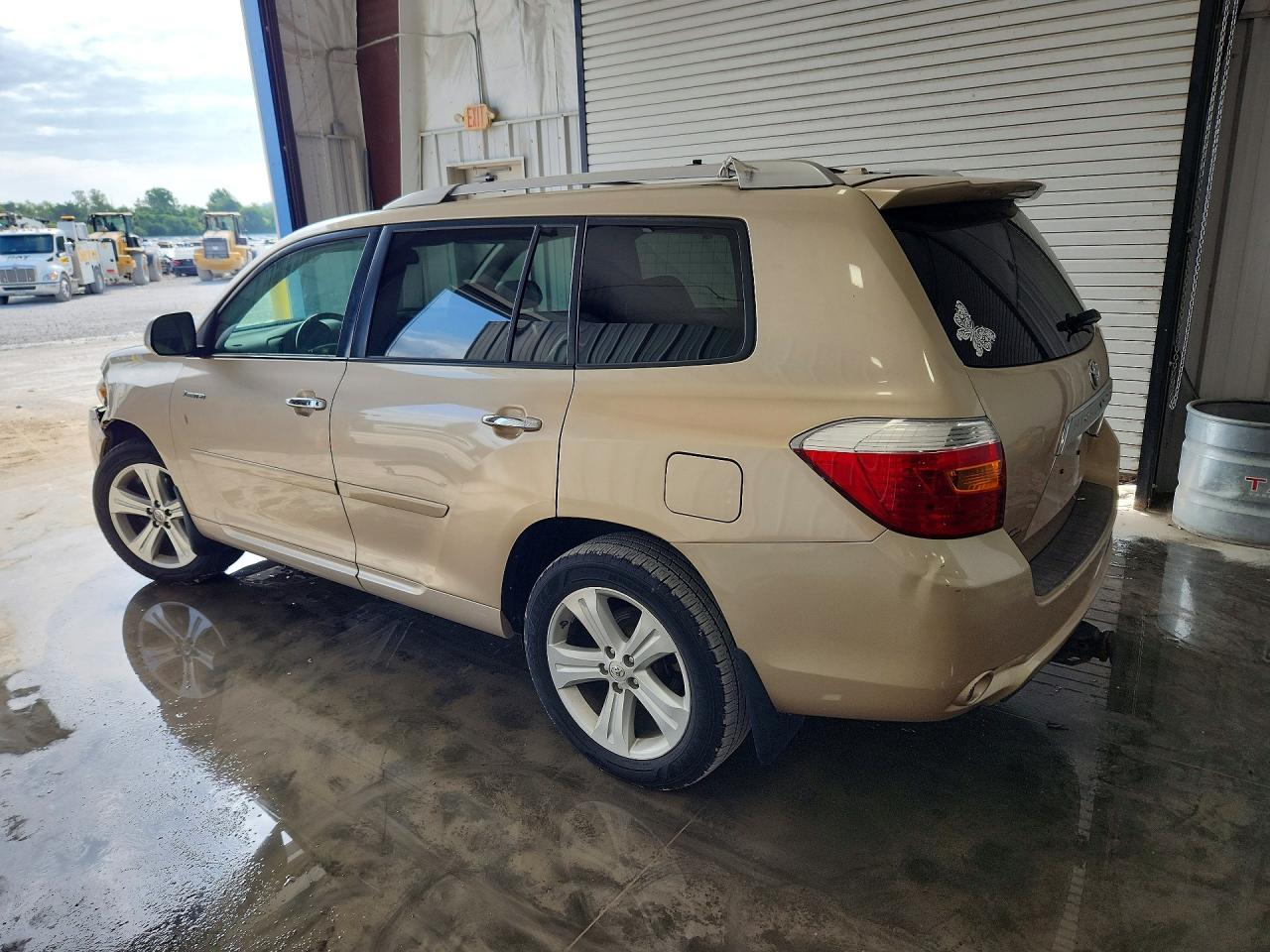2010 TOYOTA HIGHLANDER