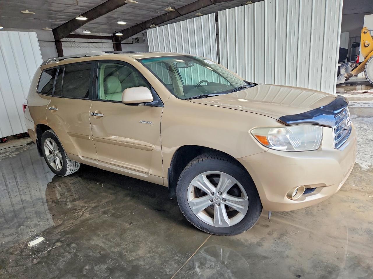2010 TOYOTA HIGHLANDER
