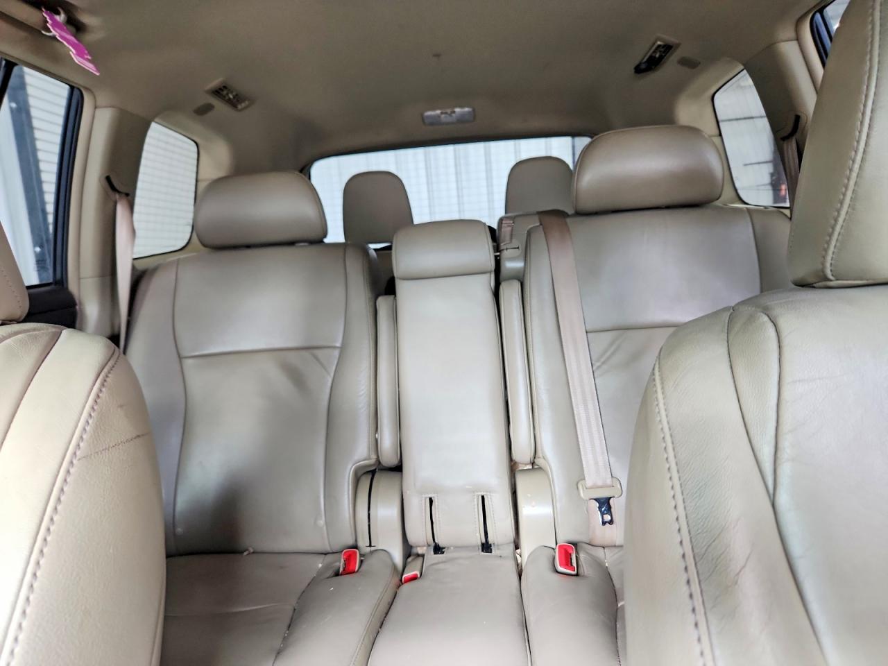 2010 TOYOTA HIGHLANDER