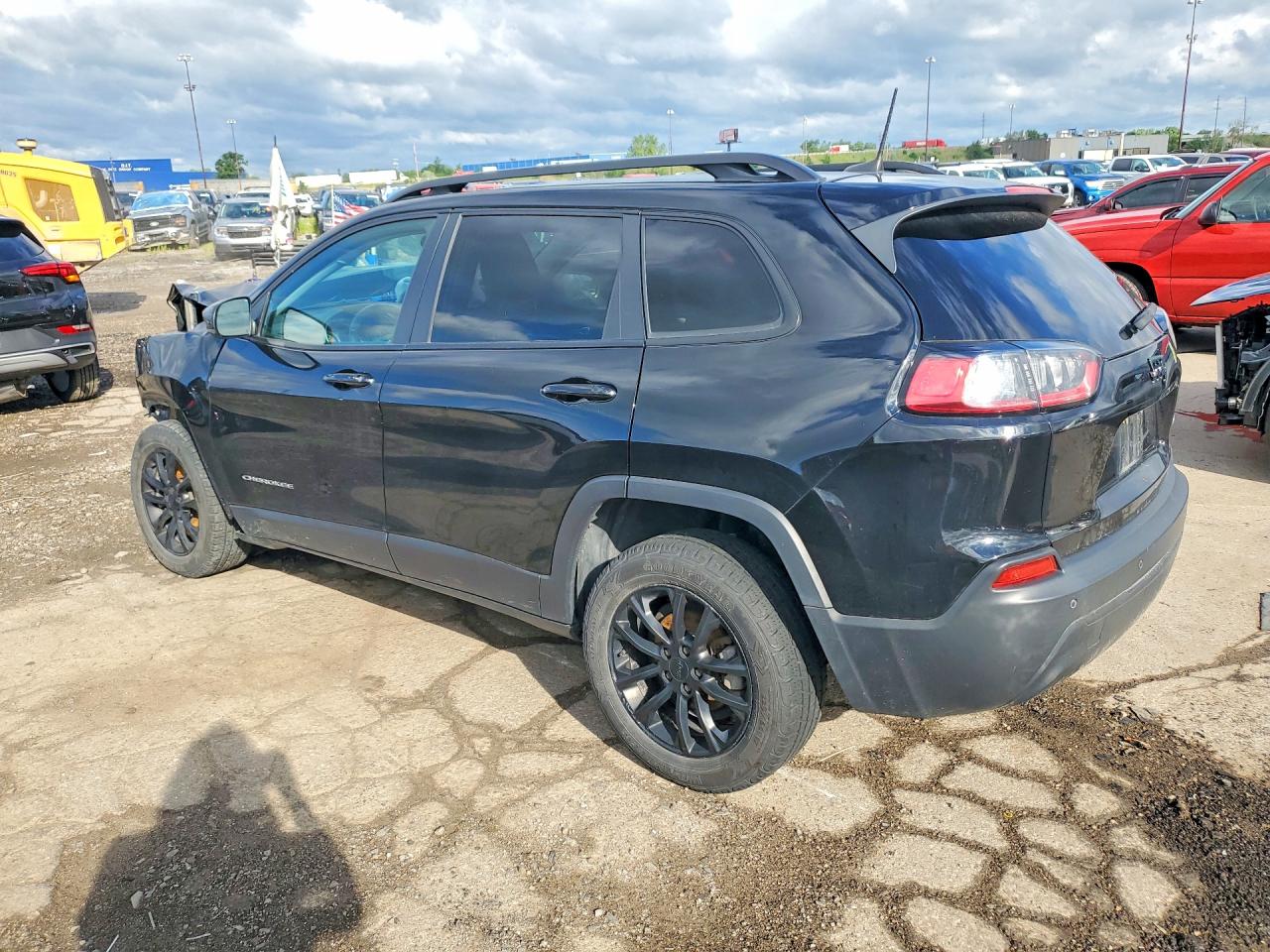 2019 JEEP CHEROKEE