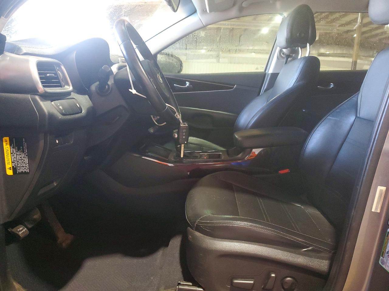 2016 KIA SORENTO